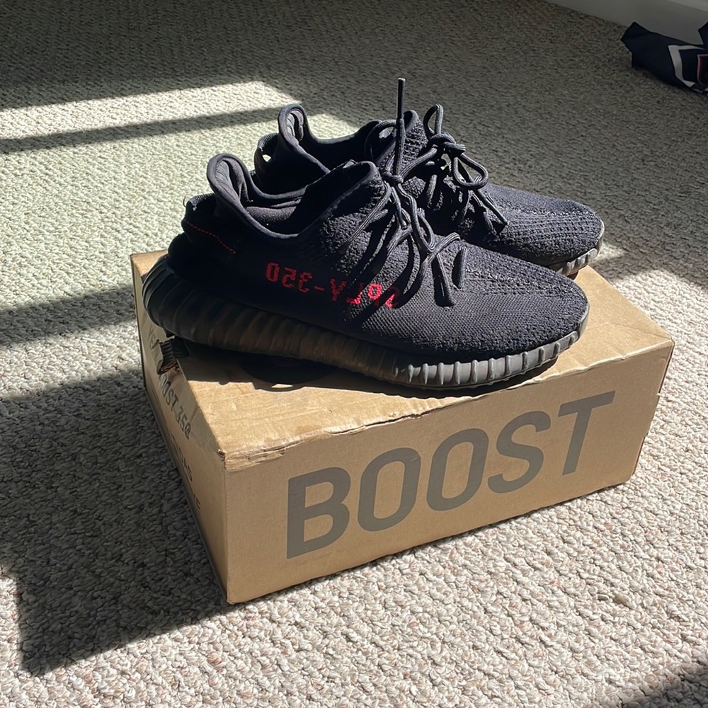 Yeezy boost 350 “BRED”
